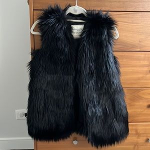 NWOT Abercrombie & Fitch Faux Fur Vest